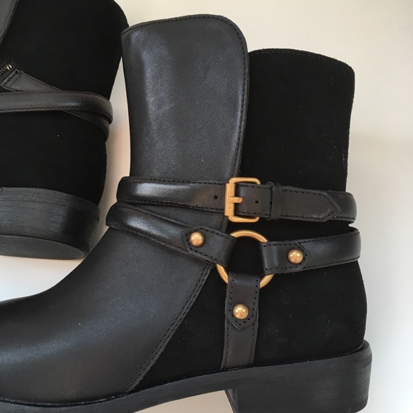 ❌SOLD❌UGG Leather and Suede Boots w/Gold Details - Picture 8 of 8